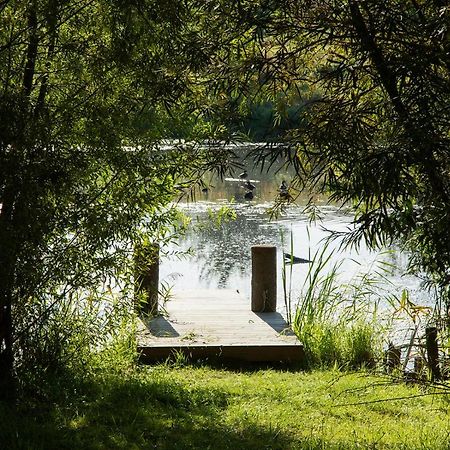 Radlerzimmer Mit Duschbad Und Minikueche In Neu Gaarz, Mitten In Der Natur エクステリア 写真